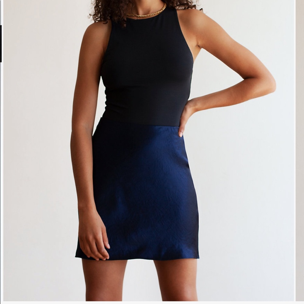 Aritiza mini skirt - size 0 - worn once